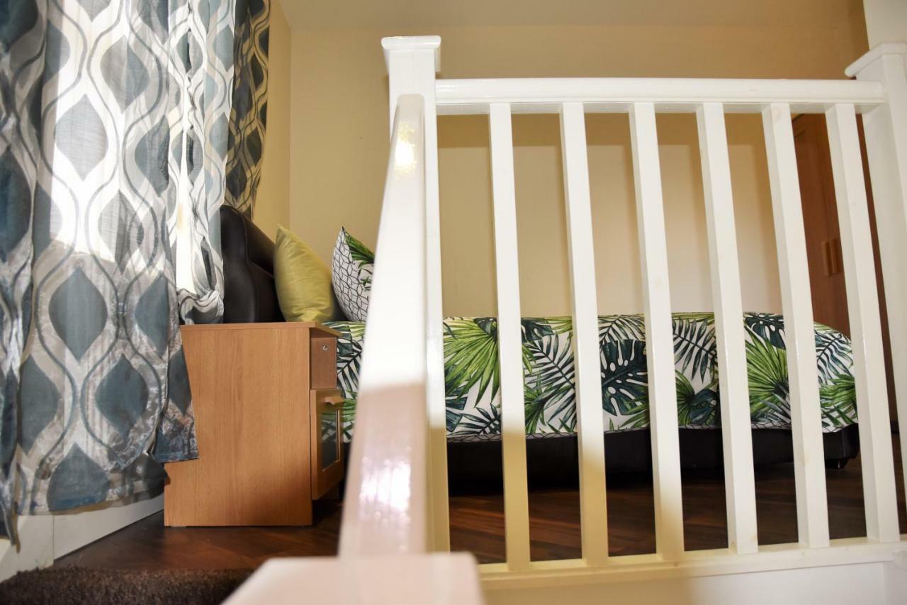 Luxury Duplex Apartment Bedford Eksteriør billede
