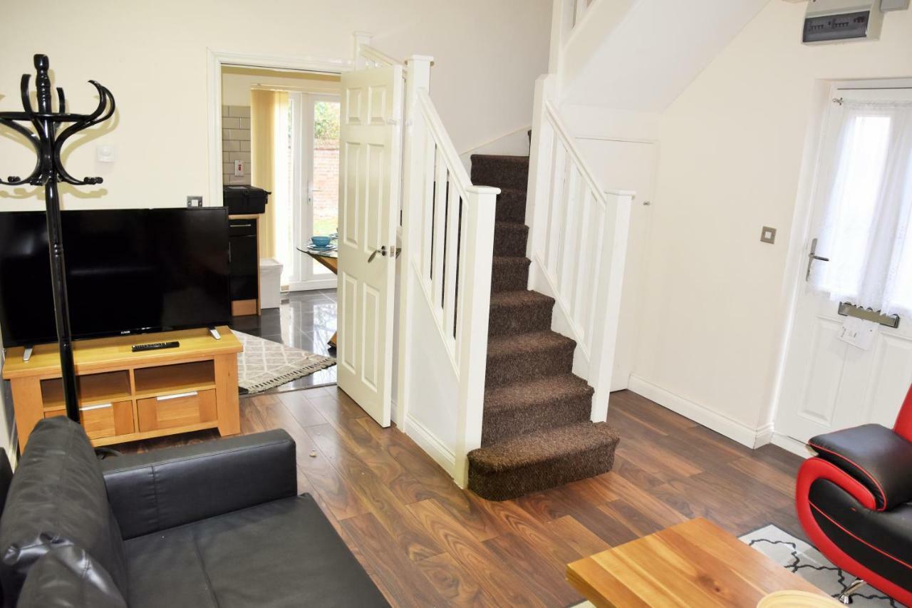 Luxury Duplex Apartment Bedford Eksteriør billede